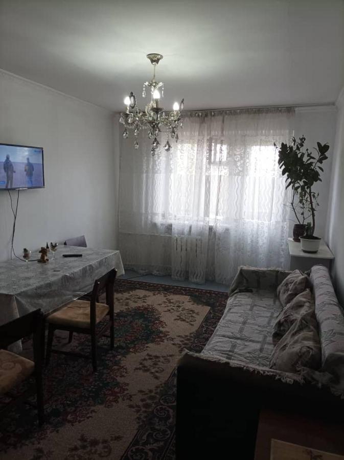 Аппартаментов В Золотом Квадрате Bishkek Esterno foto